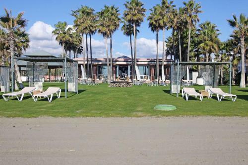1126 Beachfront High Standard Apartment With Terrace