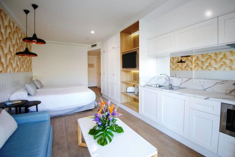 Apartamentos Los Olivos Beach Resort
