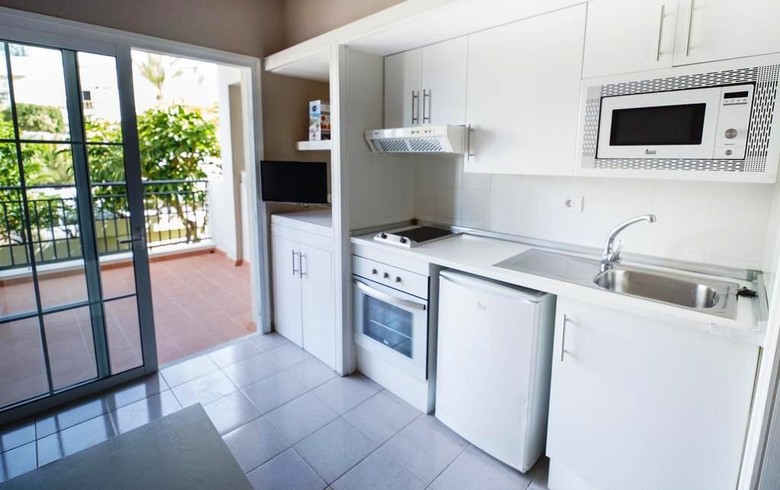 Apartamentos Los Olivos Beach Resort
