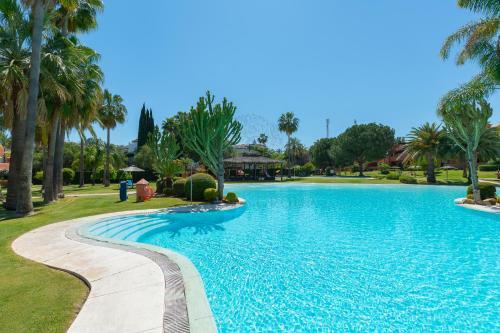 Apartamento Alhambra Del Golf Marbella By Dahlia Group