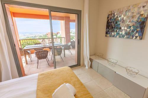 Apartamento Flamingos Benahavis Heights