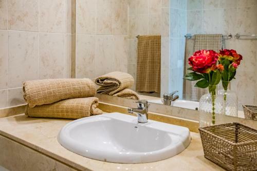 Apartamento Gh-beautiful 2 Bedroom Apt With Small Pool