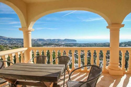 Urbanitzacio Montemar Villa Sleeps 6 Pool Air Con