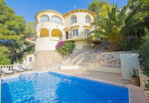Urbanitzacio Montemar Villa Sleeps 6 Pool