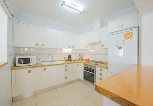 Urbanitzacio Montemar Villa Sleeps 6 Pool