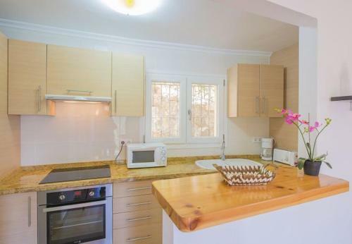 Urbanitzacio Montemar Villa Sleeps 6 Pool