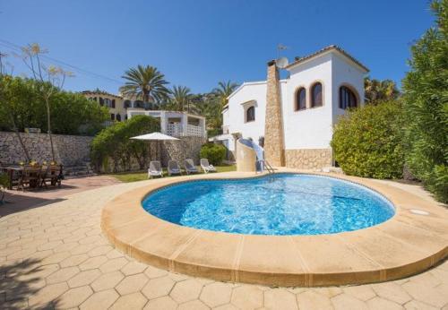 Urbanitzacio Montemar Villa Sleeps 8 Pool