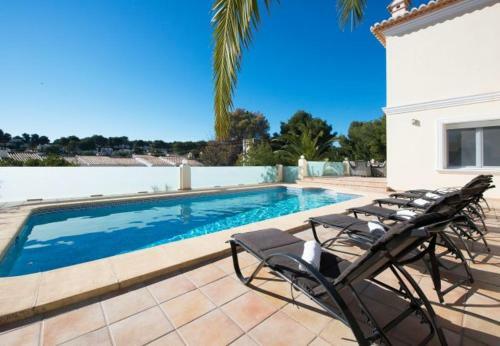 Fanadix Villa Sleeps 10 Pool