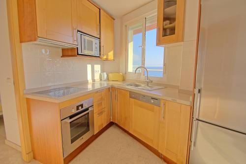 Apartamento Carvajal Seafront Penthouse