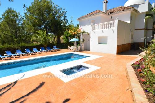 Fuengirola Villa Sleeps 14 Pool Air Con Wifi