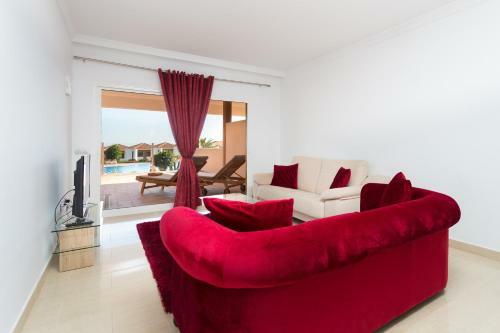 Royal Marina Bay Golf Apartment