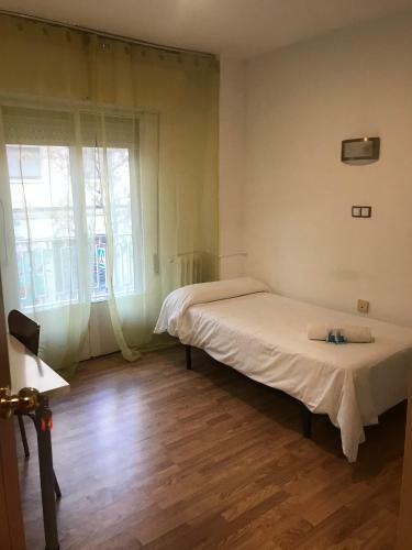 Hostal Intercentro B&B