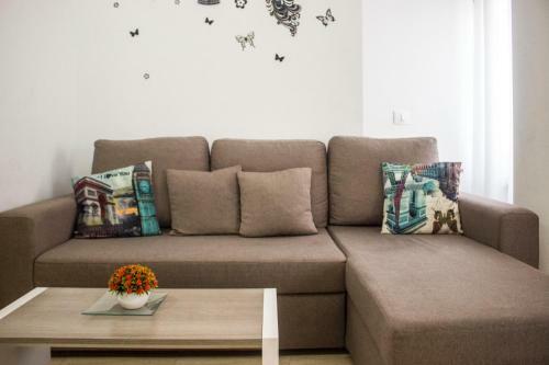 Drago Light Apartments