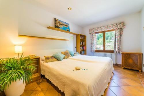 Inca Villa Sleeps 8 Pool Air Con Wifi