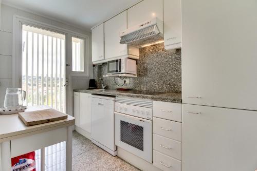 Apartamento Atenea @edificio Golden Life