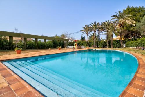 Apartamento Atenea @edificio Golden Life