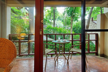 Hotel Baan Hin Sai Resort