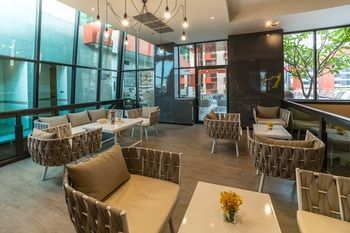 Hotel Bandara Suites Silom Bangkok