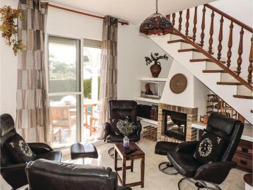Three-bedroom Holiday Home In L'ametlla De Mar