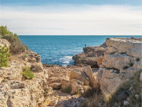 Three-bedroom Holiday Home In Ametlla De Mar