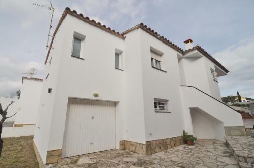 Villa Maxim