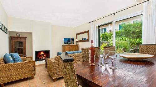 L'estartit Villa Sleeps 6 T223630