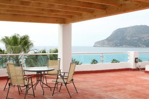 Apartamento Ideal Parejas Primera L�nea Playa Con Terraza Gb4
