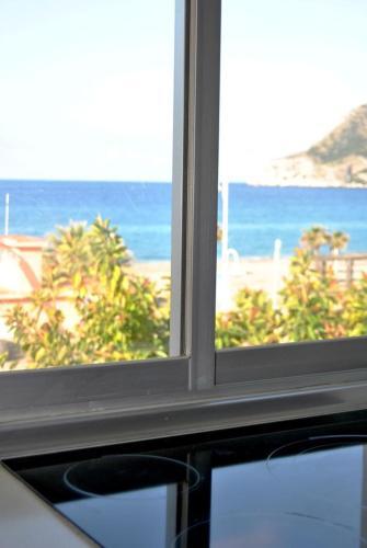 Apartamento Ideal Parejas Primera L�nea Playa Con Terraza Gb4
