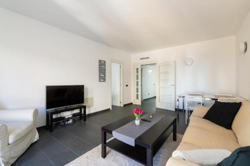 Apartamento Nuevo Y Amplio Junto A La Playa