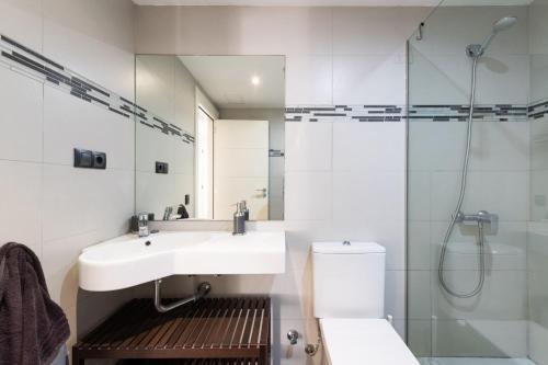 Apartamento Nuevo Y Amplio Junto A La Playa