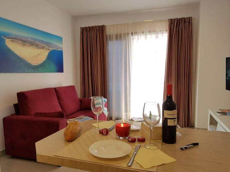 Canteras Suites Apartments