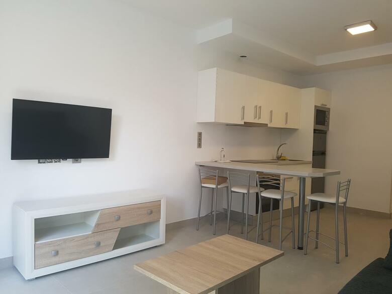 Canteras Suites Apartments