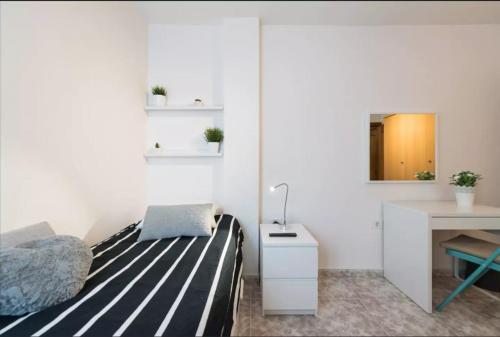 Downtown Share Apartment