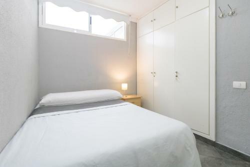 Central Square Apartment To Share "with Sea Views"