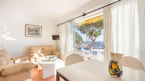 Llafranc Apartment Sleeps 6 T223559