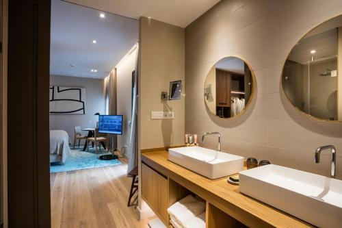 Hotel Miramar Rooms