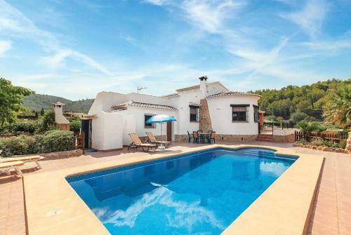 Lliber Villa Sleeps 6 Air Con Wifi