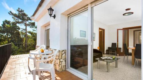 Lloret De Mar Villa Sleeps 7