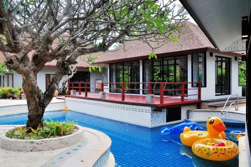 Hotel Lanta Sand Resort & Spa
