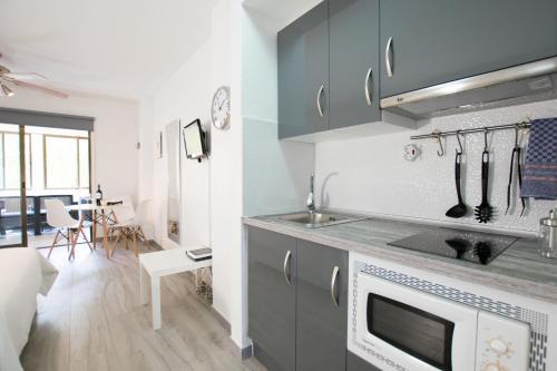 Apartamento Large Terrace And Heated Swimming Pool