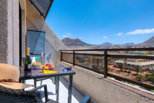 Modern Apartment Los Cristianos Center
