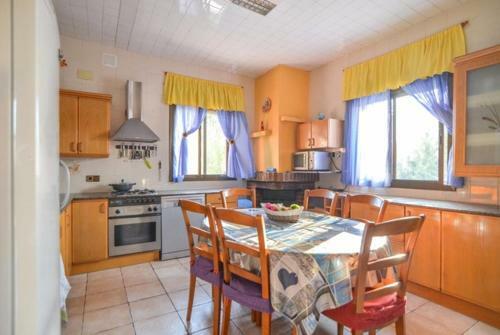 Macanet De La Selva Apartment Sleeps 7 Pool Wifi