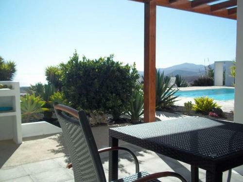Macher Villa Sleeps 4 Pool Wifi