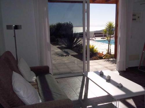 Macher Villa Sleeps 4 Pool Wifi