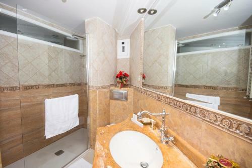 Apartamento Oshun Suite Madrid Sol