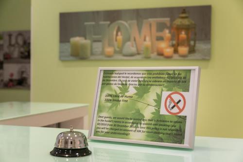 Hostal Adis