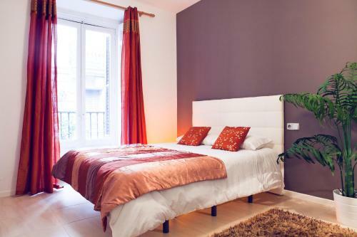Apartamento Six Rooms Plaza Mayor