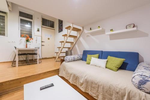 Apartamento Loft Malasa�a - Universidad