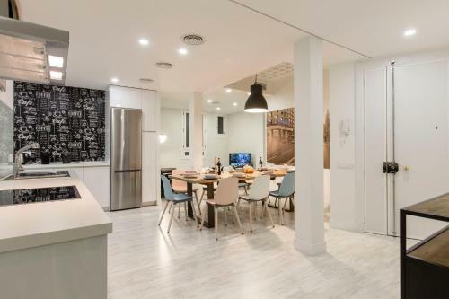 Apartamento Book In Madrid - Cascorro Deluxe