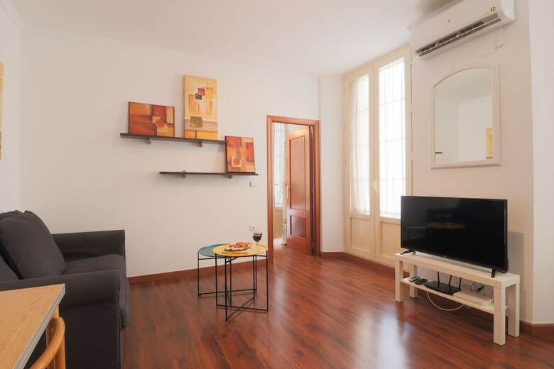 Apartamento Brand New One Bedroom Cathedral Views